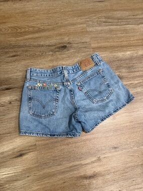 Y2K Levi's Women's Lowrise Denim Shorts with Embroidered Dainty Floral Detail